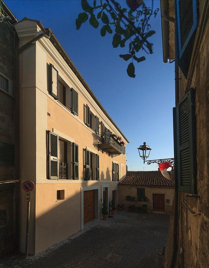 Dimo' Re Bed & Breakfast Farnese ภายนอก รูปภาพ